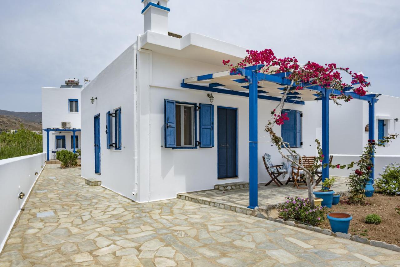 Studios Ninemia Serifos 2 Livadi  Exterior photo